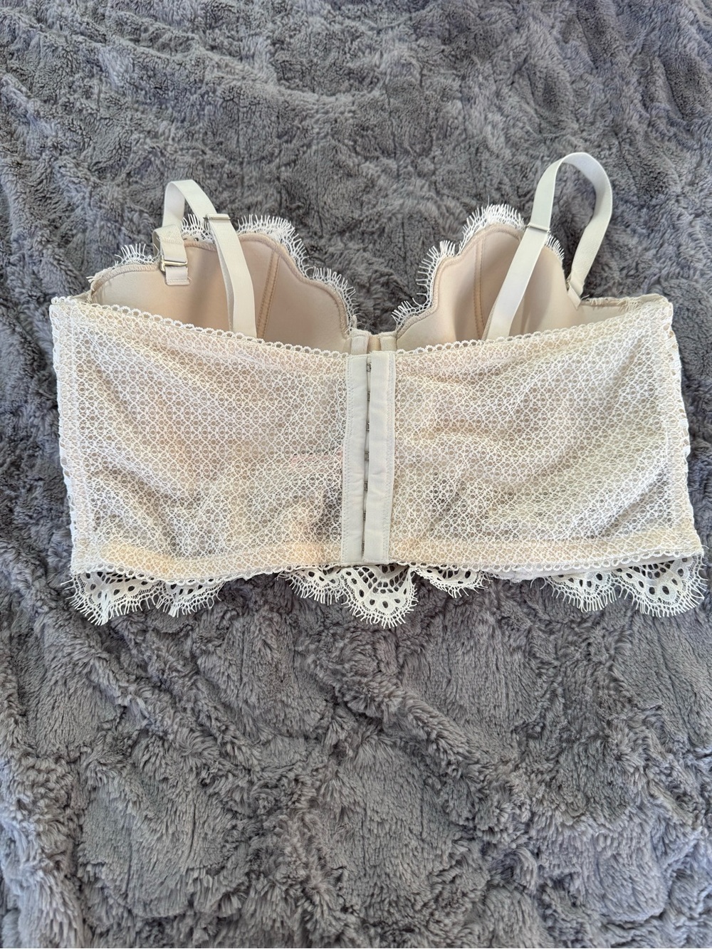 Victoria's Secret Cream Lace Longline Balconette Bra - Picture 3 of 9